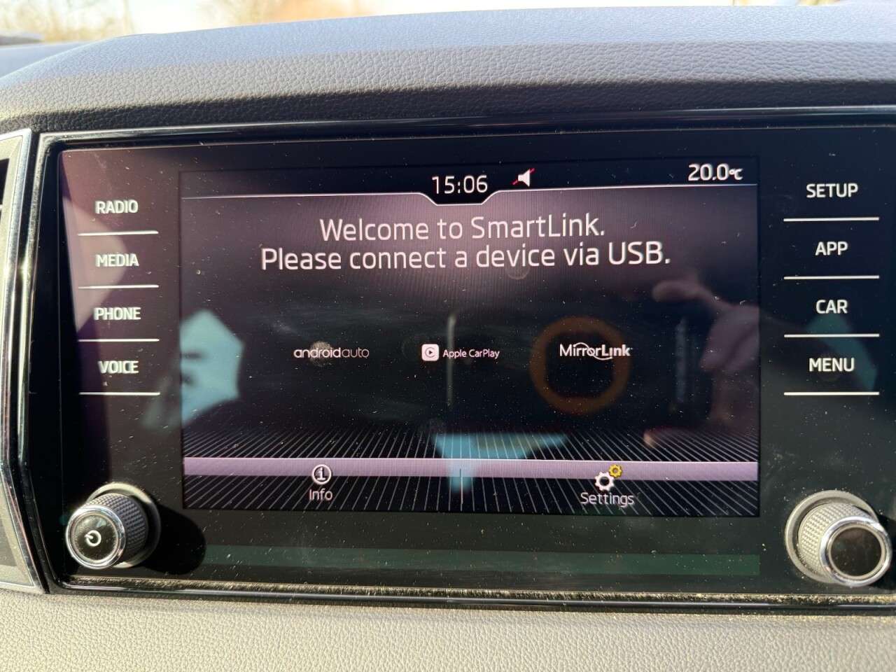 2020 SKODA KAROQ 2020 SKODA KAROQ