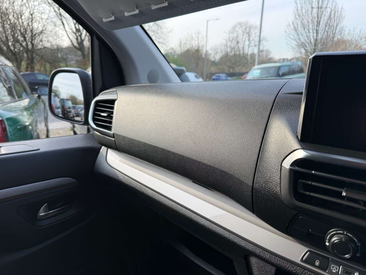 2025 PEUGEOT E- TRAVELLER 2025 PEUGEOT E- TRAVELLER