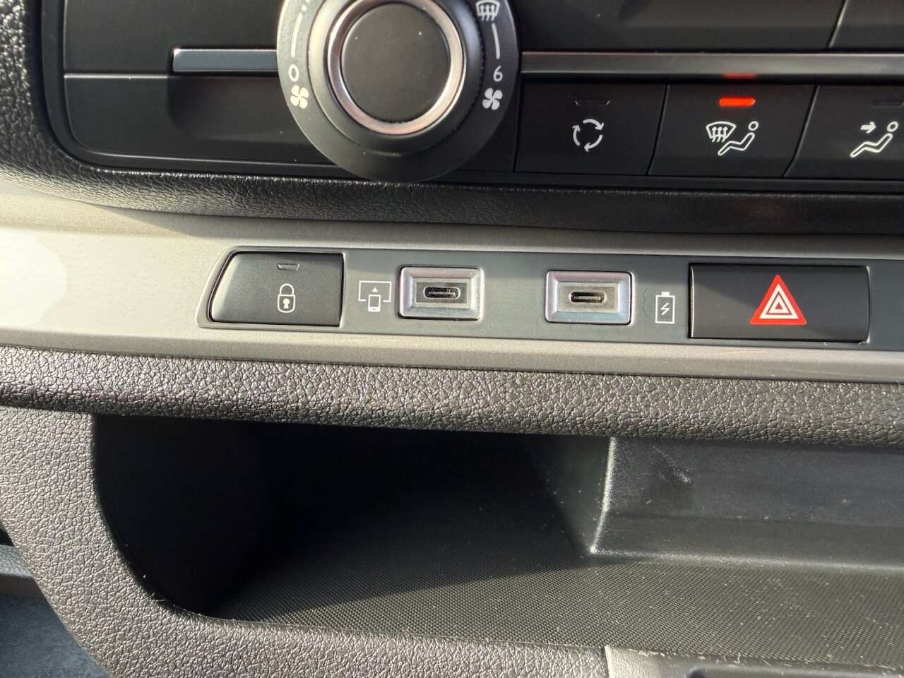 2025 PEUGEOT E- TRAVELLER 2025 PEUGEOT E- TRAVELLER