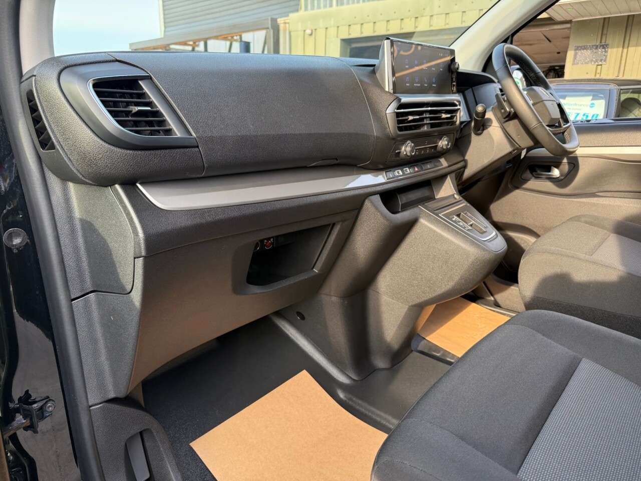 2025 PEUGEOT E- TRAVELLER 2025 PEUGEOT E- TRAVELLER