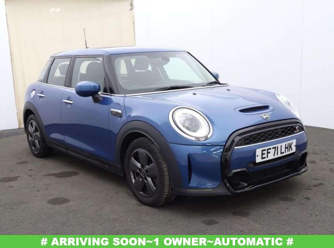 A 2022 MINI HATCH 2.0 Cooper S Classic Hatchback 5dr Petrol Steptronic Euro 6 (s/s) (178 ps) A 2022 MINI HATCH 2.0 Cooper S Classic Hatchback 5dr Petrol Steptronic Euro 6 (s/s) (178 ps)