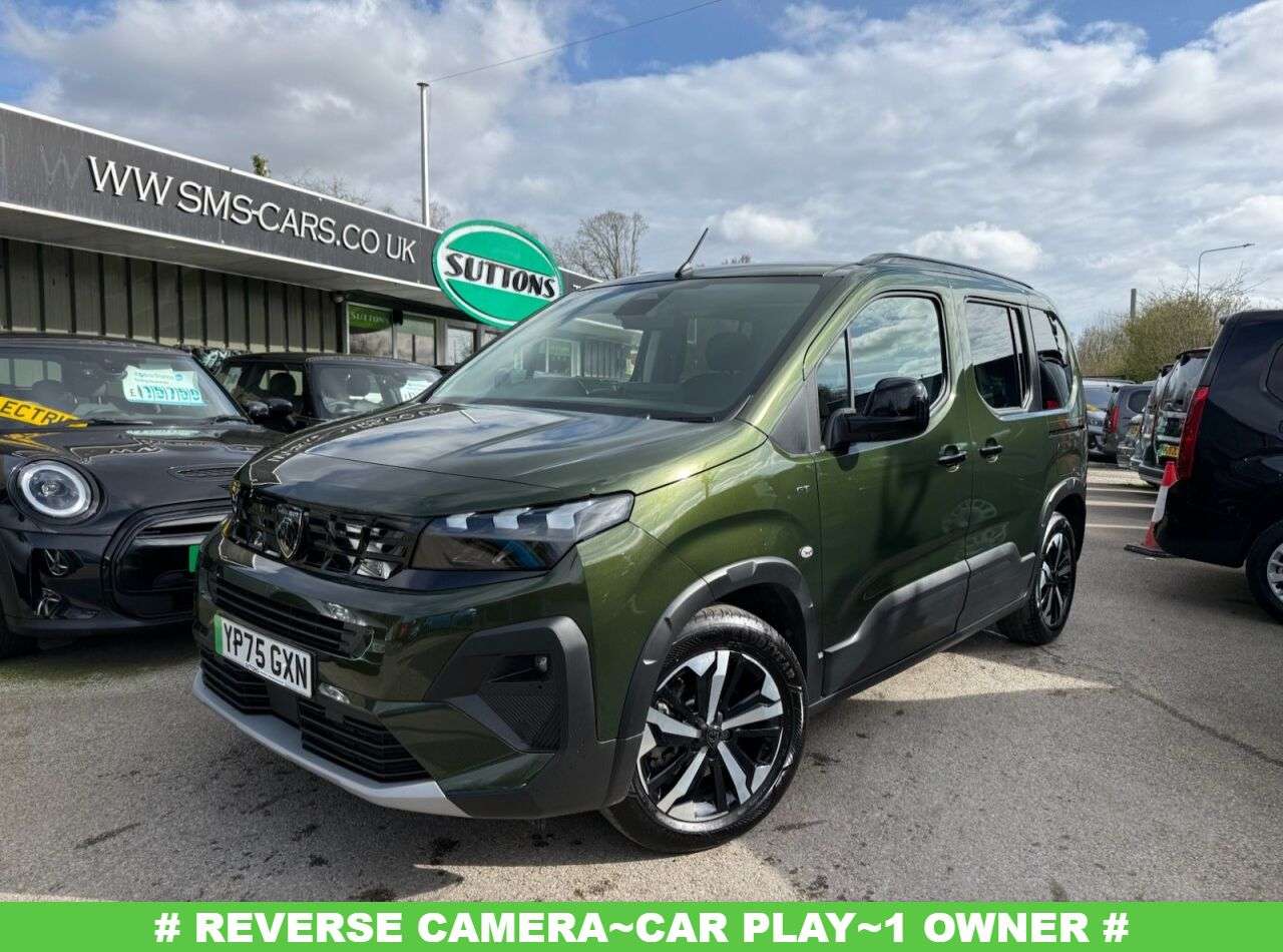A 2025 PEUGEOT E-RIFTER 52kWh GT Standard MPV 5dr Electric Auto (7.4kW Charger) (136 ps) REVERSE CA A 2025 PEUGEOT E-RIFTER 52kWh GT Standard MPV 5dr Electric Auto (7.4kW Charger) (136 ps) REVERSE CA