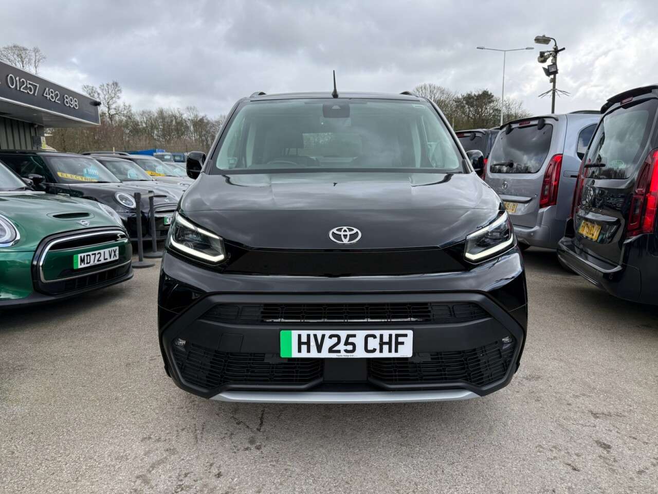 2025 TOYOTA PROACE CITY VERSO 2025 TOYOTA PROACE CITY VERSO