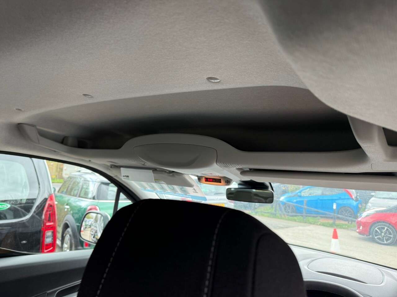 2025 TOYOTA PROACE CITY VERSO 2025 TOYOTA PROACE CITY VERSO