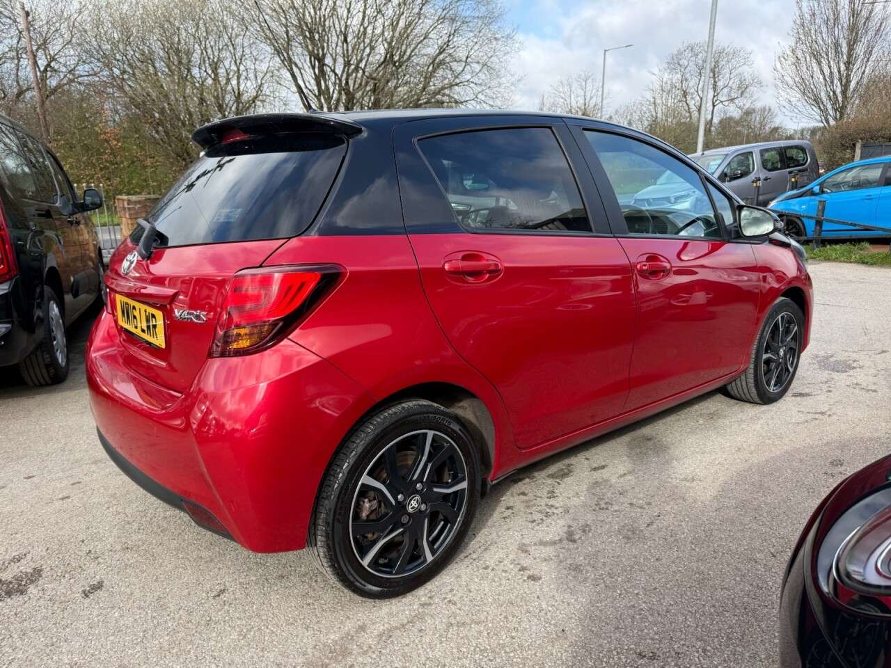 A 2016 TOYOTA YARIS 1.33 Dual VVT-i Design Hatchback 5dr Petrol Manual Euro 6 (99 ps) £35 YEARL A 2016 TOYOTA YARIS 1.33 Dual VVT-i Design Hatchback 5dr Petrol Manual Euro 6 (99 ps) £35 YEARL