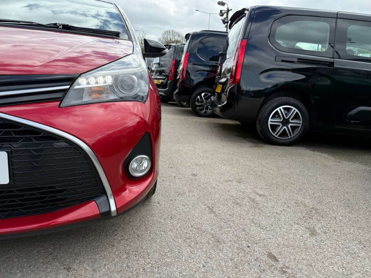2016 TOYOTA YARIS 2016 TOYOTA YARIS