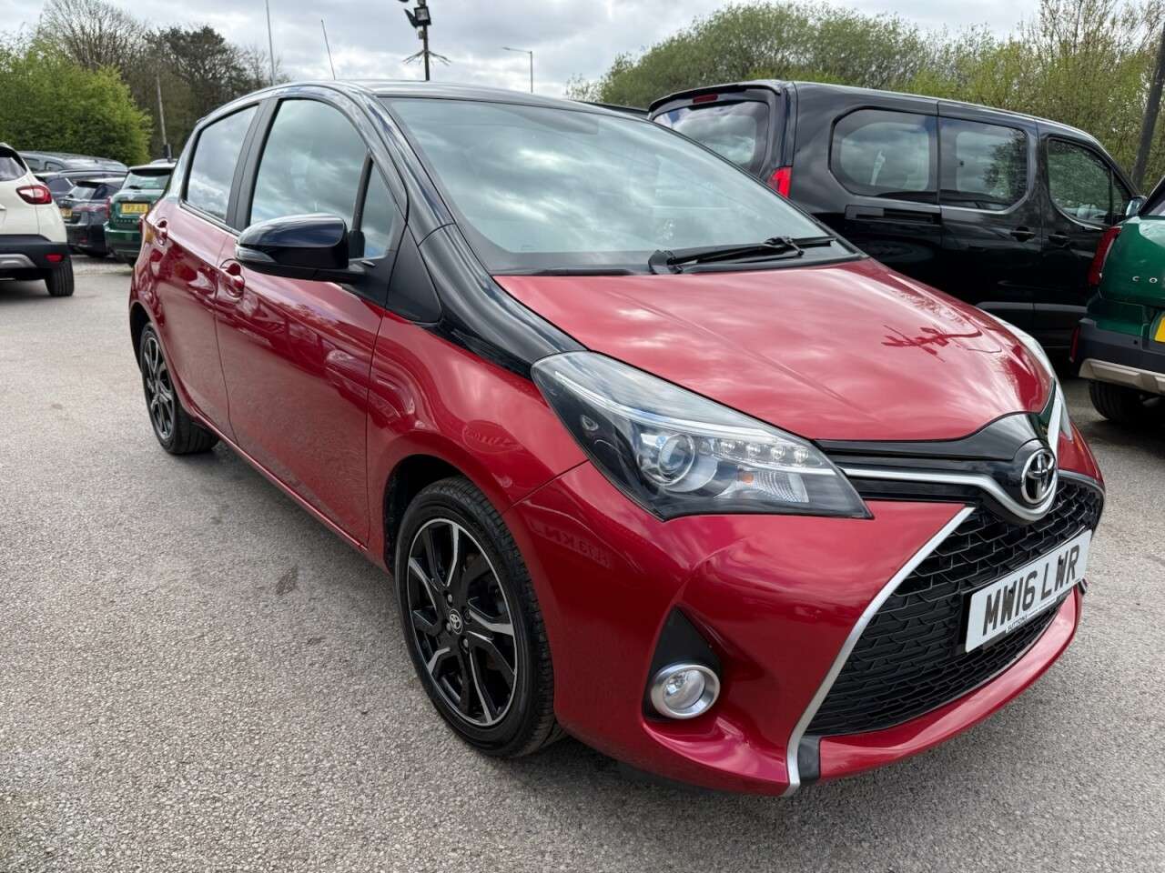 2016 TOYOTA YARIS 2016 TOYOTA YARIS