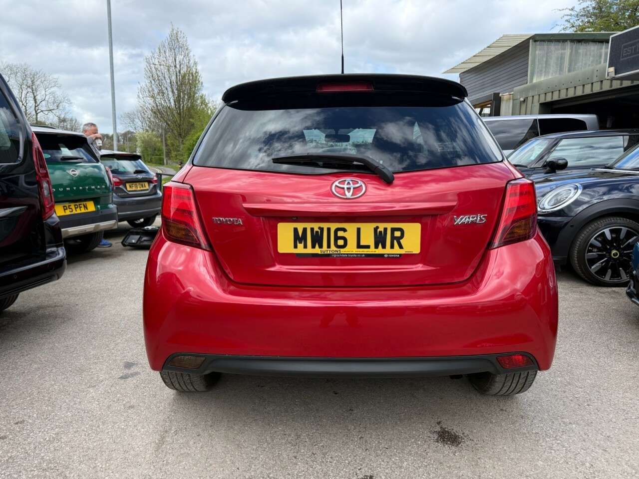 2016 TOYOTA YARIS 2016 TOYOTA YARIS