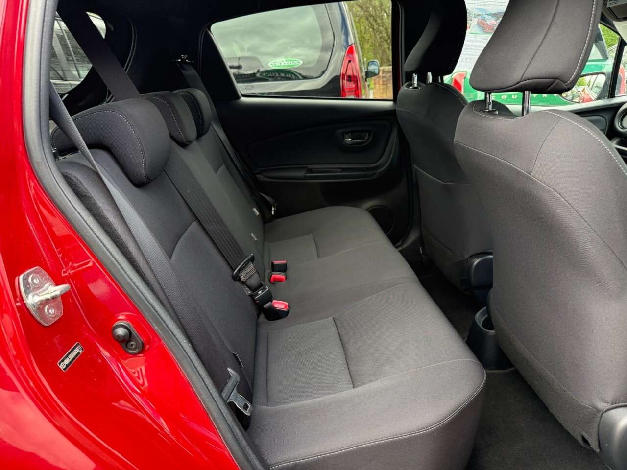 2016 TOYOTA YARIS 2016 TOYOTA YARIS
