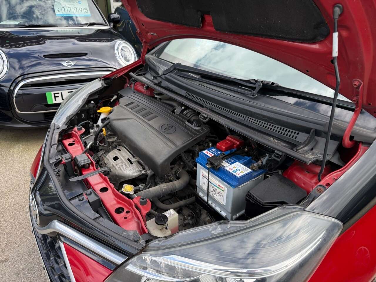 2016 TOYOTA YARIS 2016 TOYOTA YARIS