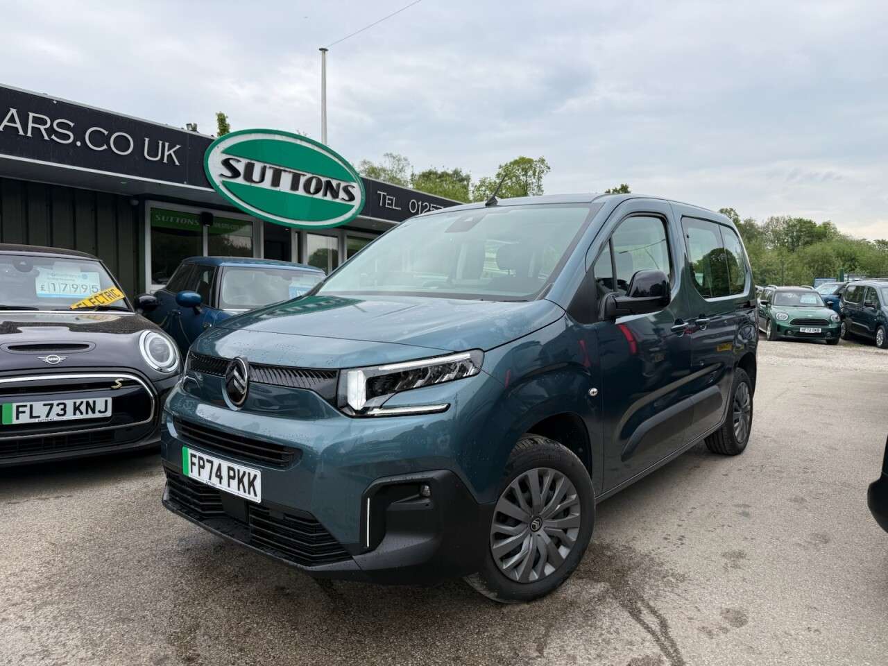 A 2024 CITROEN E-BERLINGO 52kWh PLUS M MPV 5dr Electric Auto (7.4kW Charger) (136 ps) BALANCE OF CITR A 2024 CITROEN E-BERLINGO 52kWh PLUS M MPV 5dr Electric Auto (7.4kW Charger) (136 ps) BALANCE OF CITR