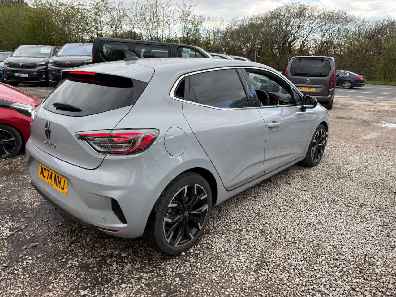 2025 RENAULT CLIO 2025 RENAULT CLIO