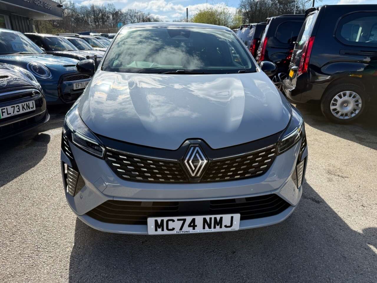 2025 RENAULT CLIO 2025 RENAULT CLIO