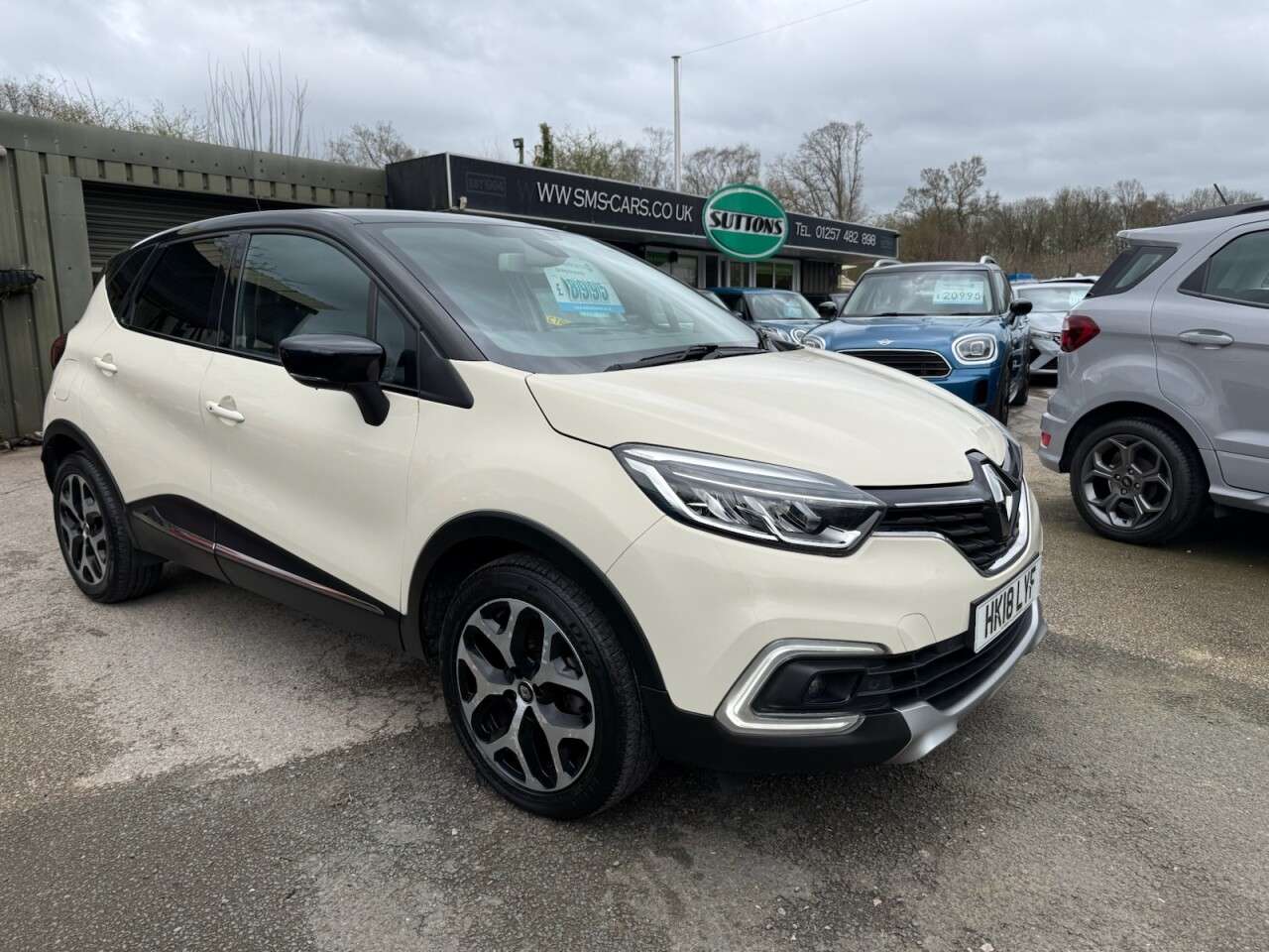 A 2018 RENAULT CAPTUR 1.5 dCi ENERGY Signature X Nav SUV 5dr Diesel Manual Euro 6 (s/s) (90 ps) S A 2018 RENAULT CAPTUR 1.5 dCi ENERGY Signature X Nav SUV 5dr Diesel Manual Euro 6 (s/s) (90 ps) S