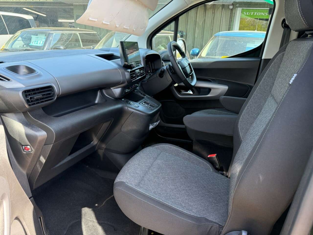 2025 VAUXHALL COMBO LIFE ELECTRIC 2025 VAUXHALL COMBO LIFE ELECTRIC