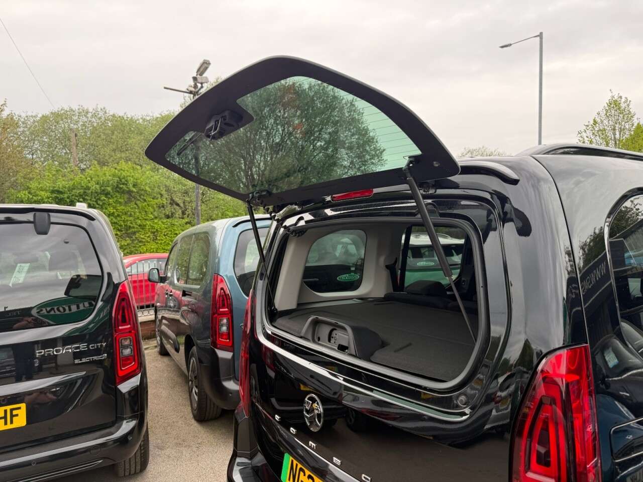 2025 VAUXHALL COMBO LIFE ELECTRIC 2025 VAUXHALL COMBO LIFE ELECTRIC