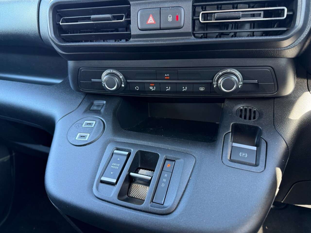2026 VAUXHALL COMBO LIFE ELECTRIC 2026 VAUXHALL COMBO LIFE ELECTRIC