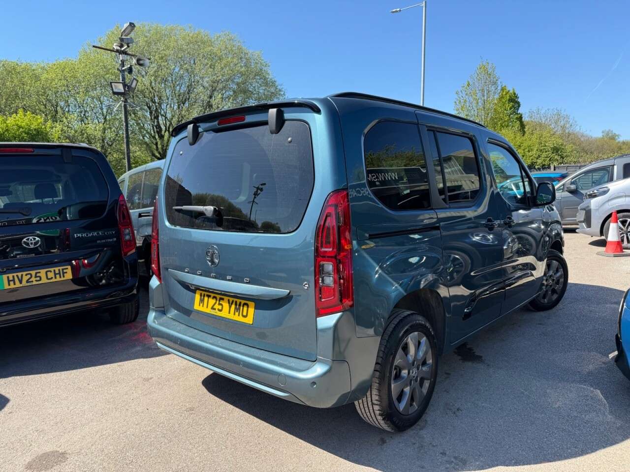 2025 VAUXHALL COMBO LIFE ELECTRIC 2025 VAUXHALL COMBO LIFE ELECTRIC