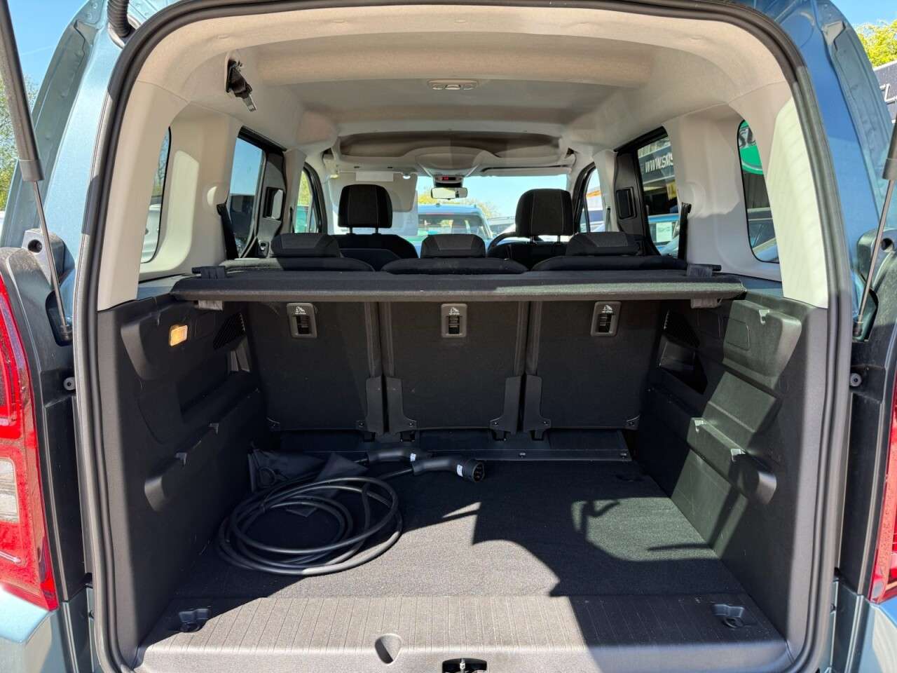 2025 VAUXHALL COMBO LIFE ELECTRIC 2025 VAUXHALL COMBO LIFE ELECTRIC