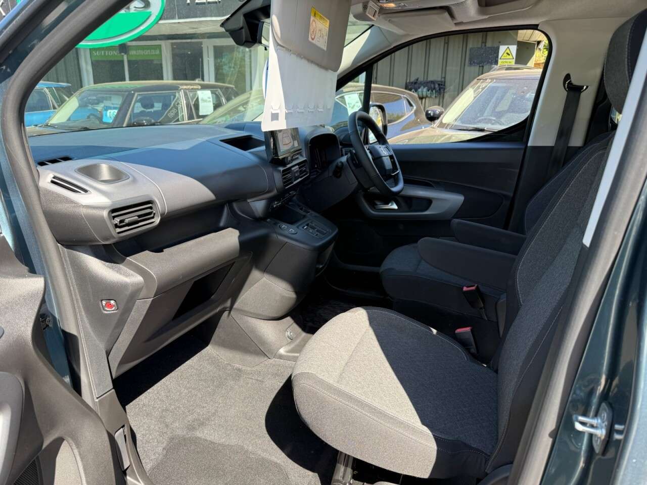 2025 VAUXHALL COMBO LIFE ELECTRIC 2025 VAUXHALL COMBO LIFE ELECTRIC