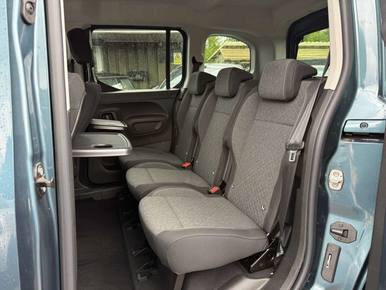 2025 VAUXHALL COMBO LIFE ELECTRIC 2025 VAUXHALL COMBO LIFE ELECTRIC