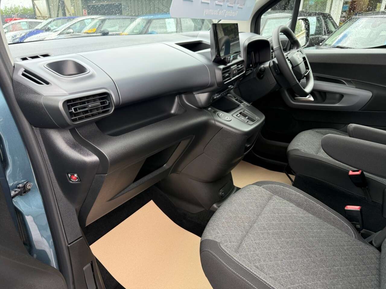 2025 VAUXHALL COMBO LIFE ELECTRIC 2025 VAUXHALL COMBO LIFE ELECTRIC