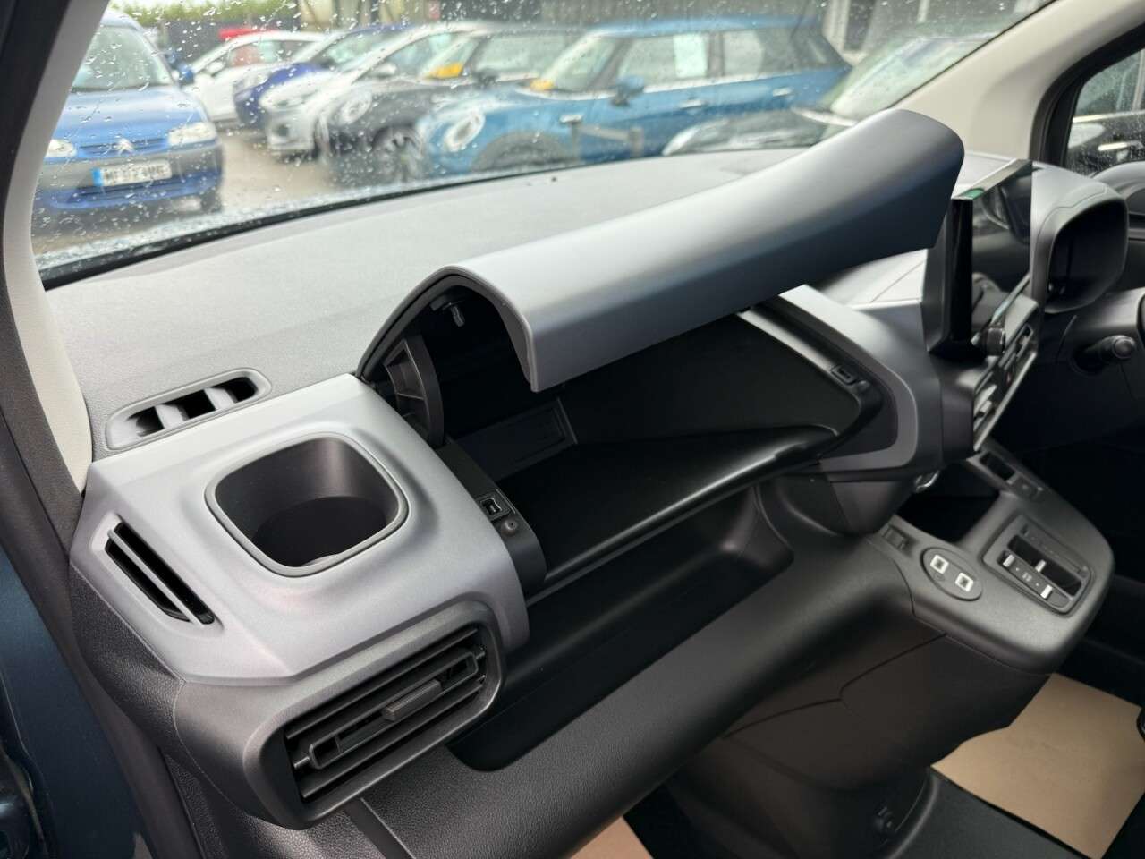 2025 VAUXHALL COMBO LIFE ELECTRIC 2025 VAUXHALL COMBO LIFE ELECTRIC
