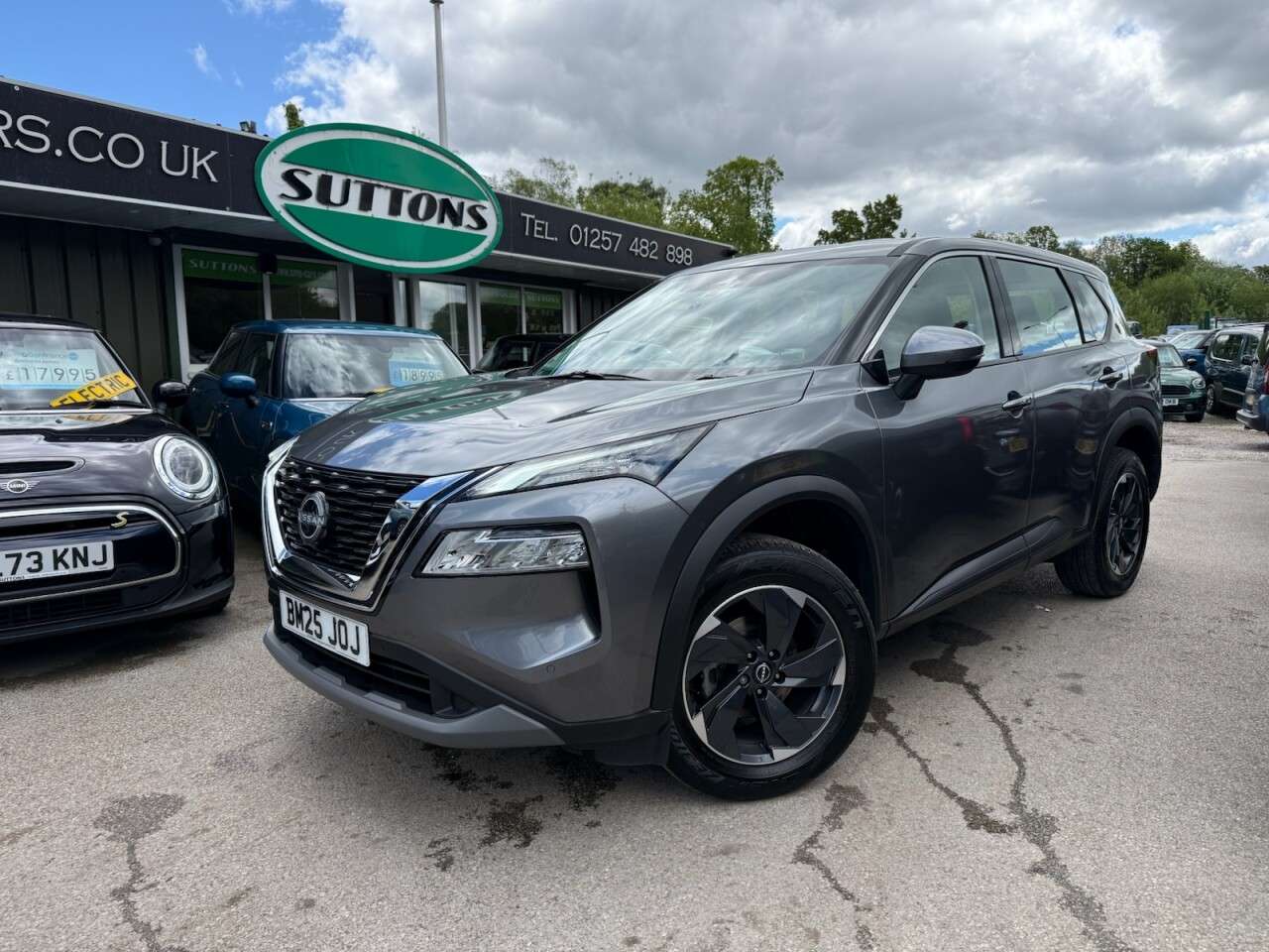 A 2025 NISSAN X-TRAIL 1.5 DIG-T MHEV Acenta Premium SUV 5dr Petrol Hybrid XTRON Euro 6 (s/s) (163 A 2025 NISSAN X-TRAIL 1.5 DIG-T MHEV Acenta Premium SUV 5dr Petrol Hybrid XTRON Euro 6 (s/s) (163