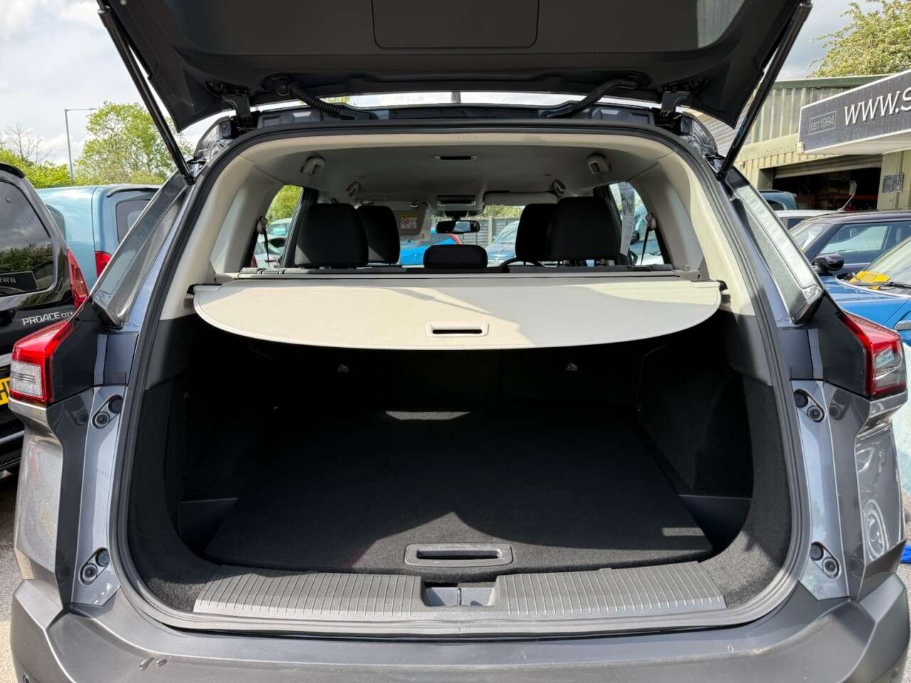 2025 NISSAN X-TRAIL 2025 NISSAN X-TRAIL