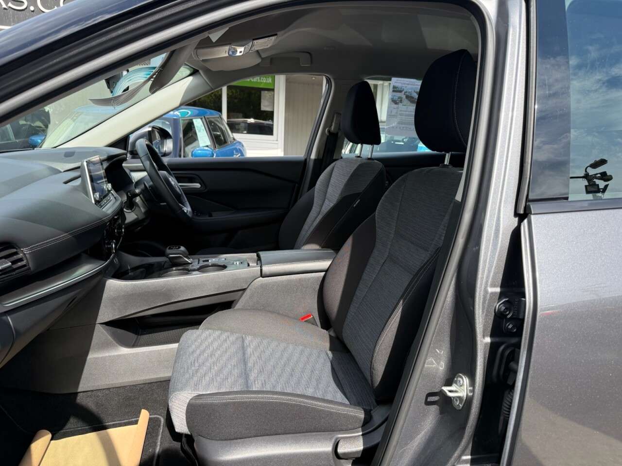 2025 NISSAN X-TRAIL 2025 NISSAN X-TRAIL