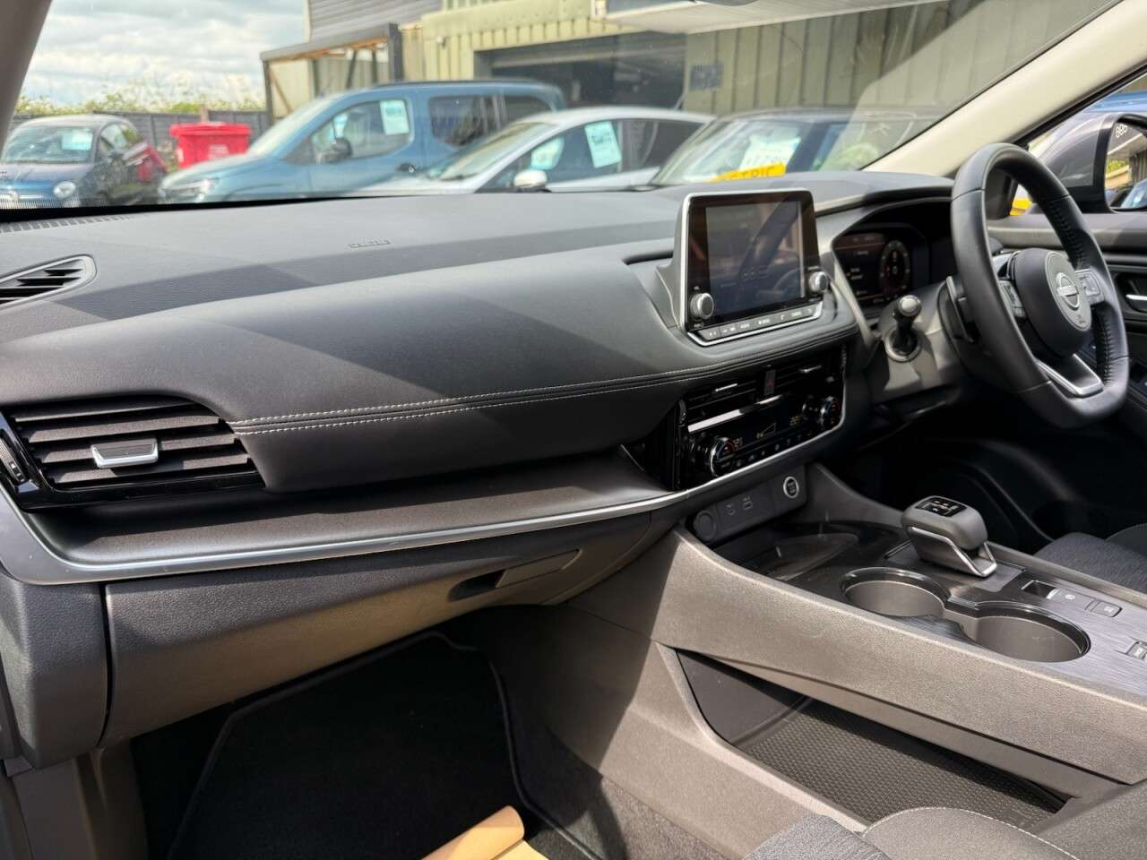 2025 NISSAN X-TRAIL 2025 NISSAN X-TRAIL