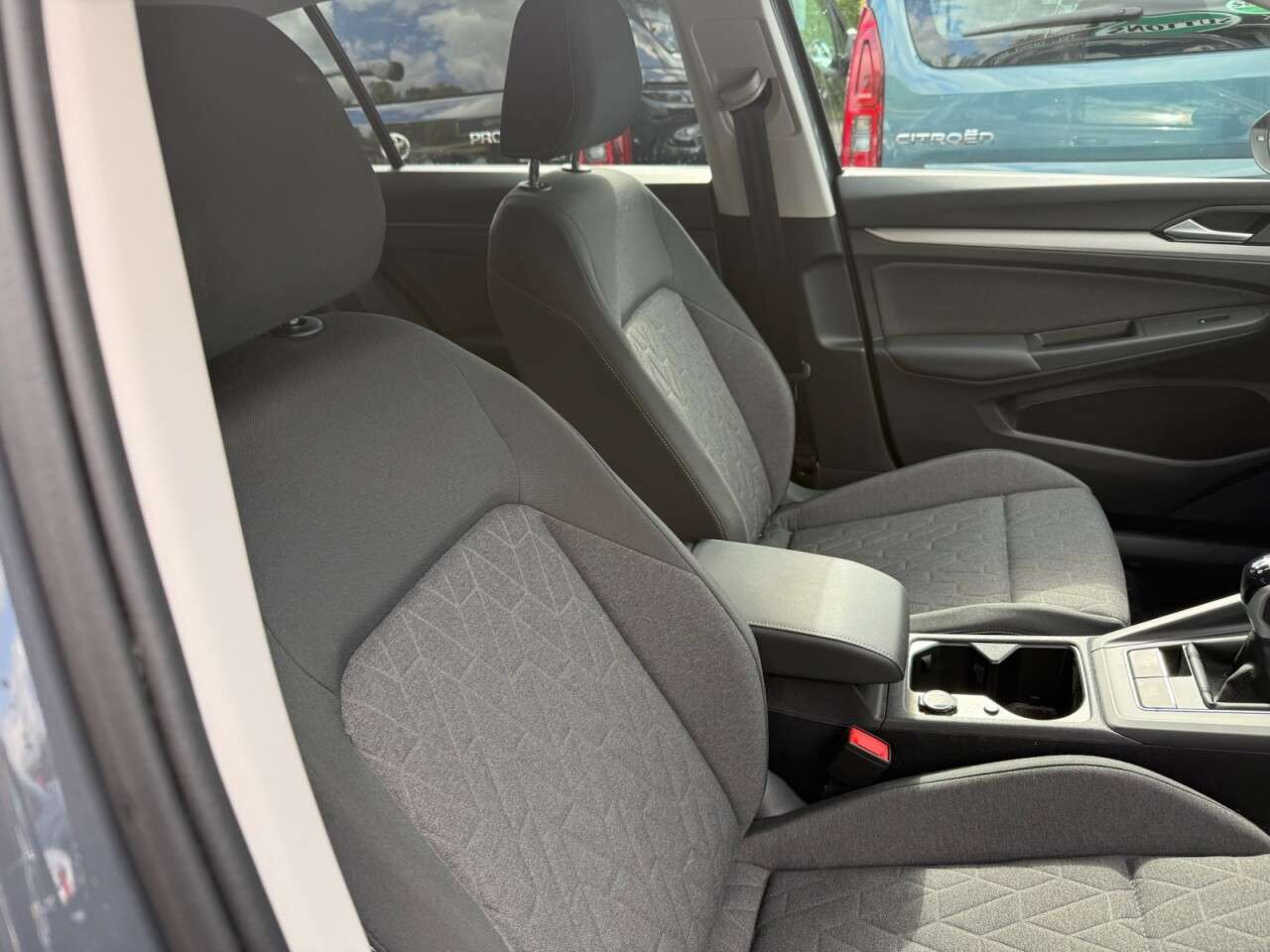 2025 VOLKSWAGEN GOLF 2025 VOLKSWAGEN GOLF