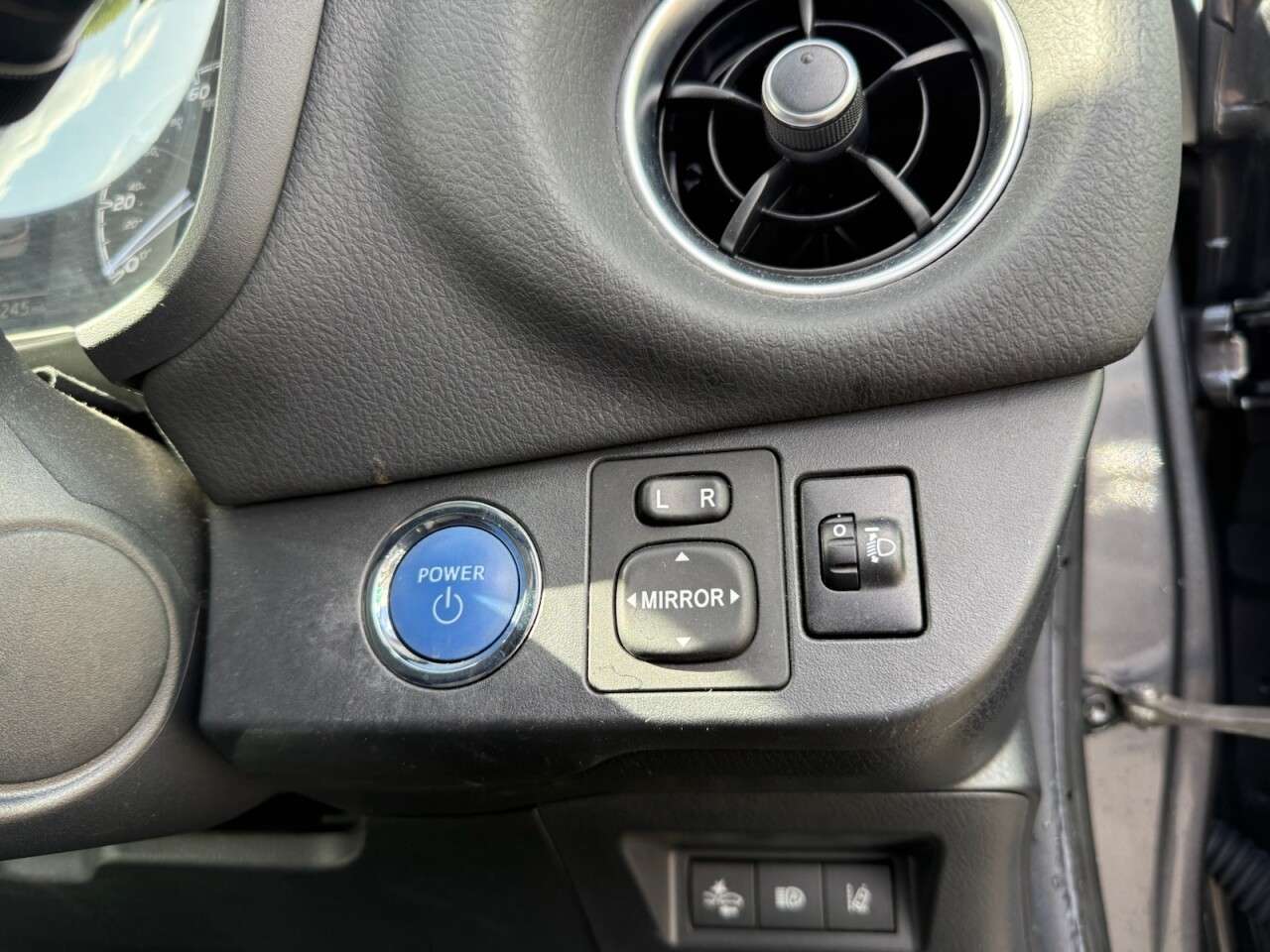 2020 TOYOTA YARIS 2020 TOYOTA YARIS
