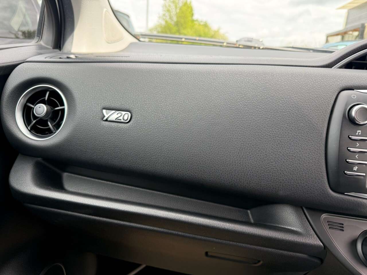 2020 TOYOTA YARIS 2020 TOYOTA YARIS