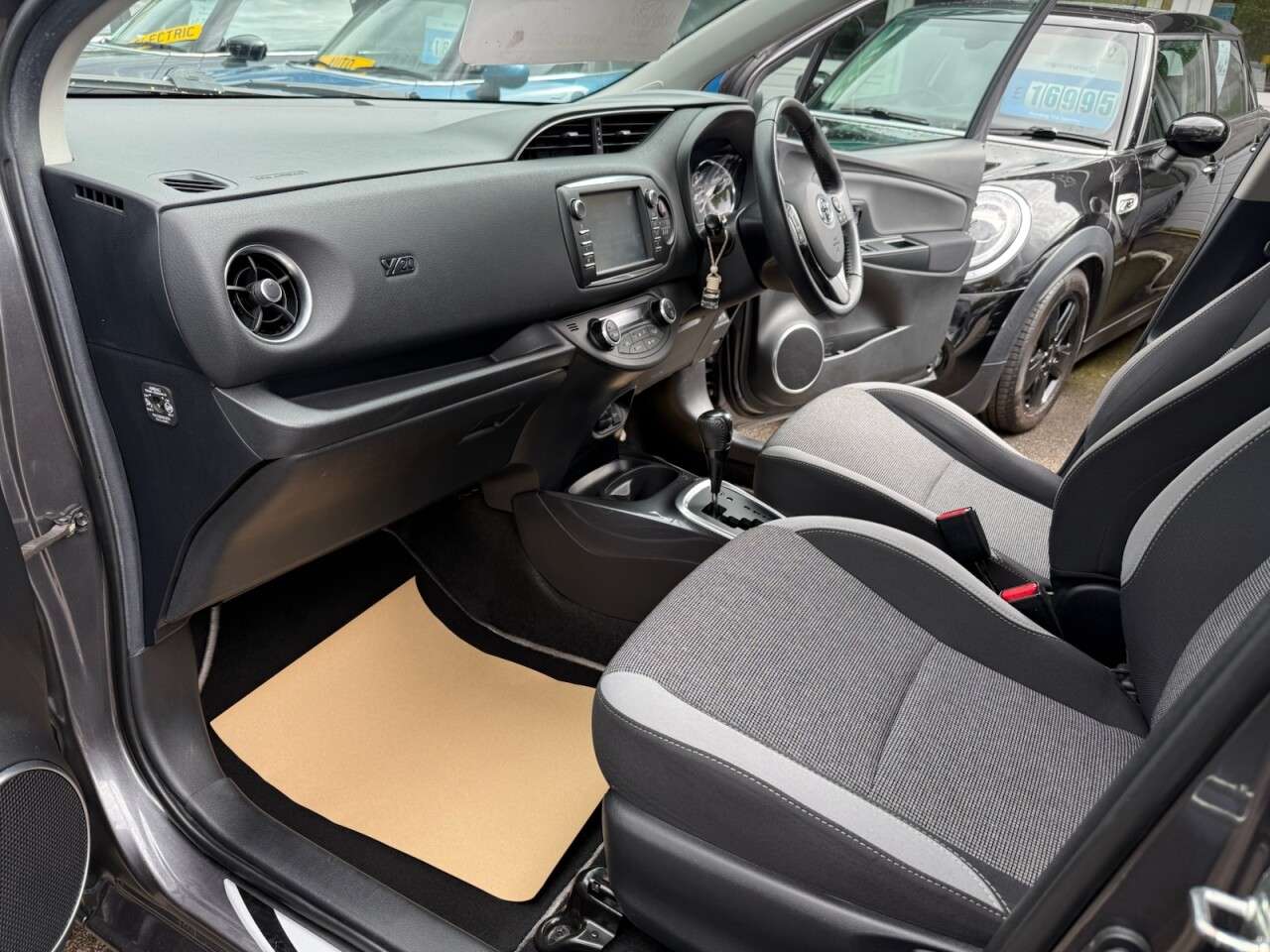 2020 TOYOTA YARIS 2020 TOYOTA YARIS