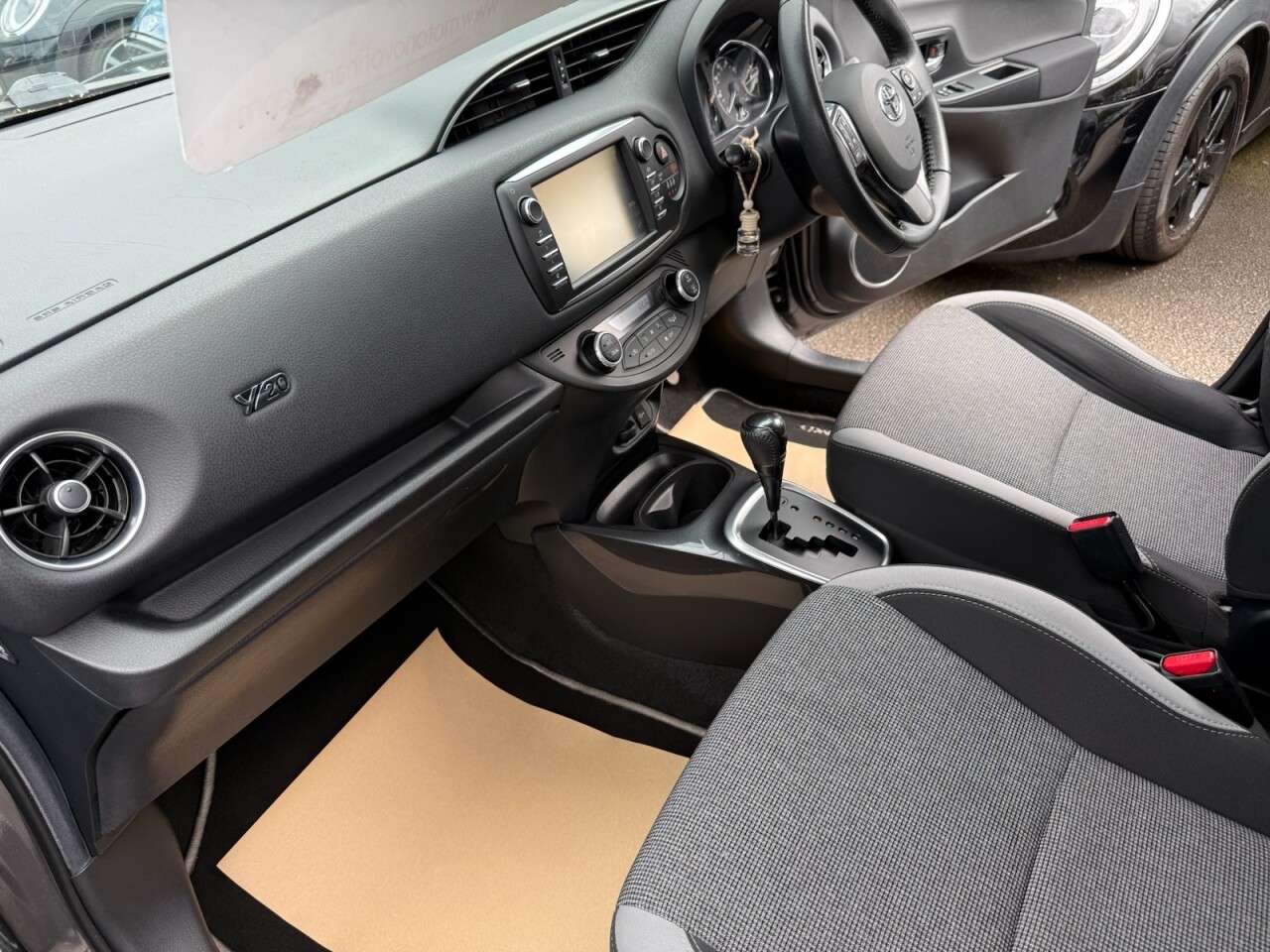 2020 TOYOTA YARIS 2020 TOYOTA YARIS