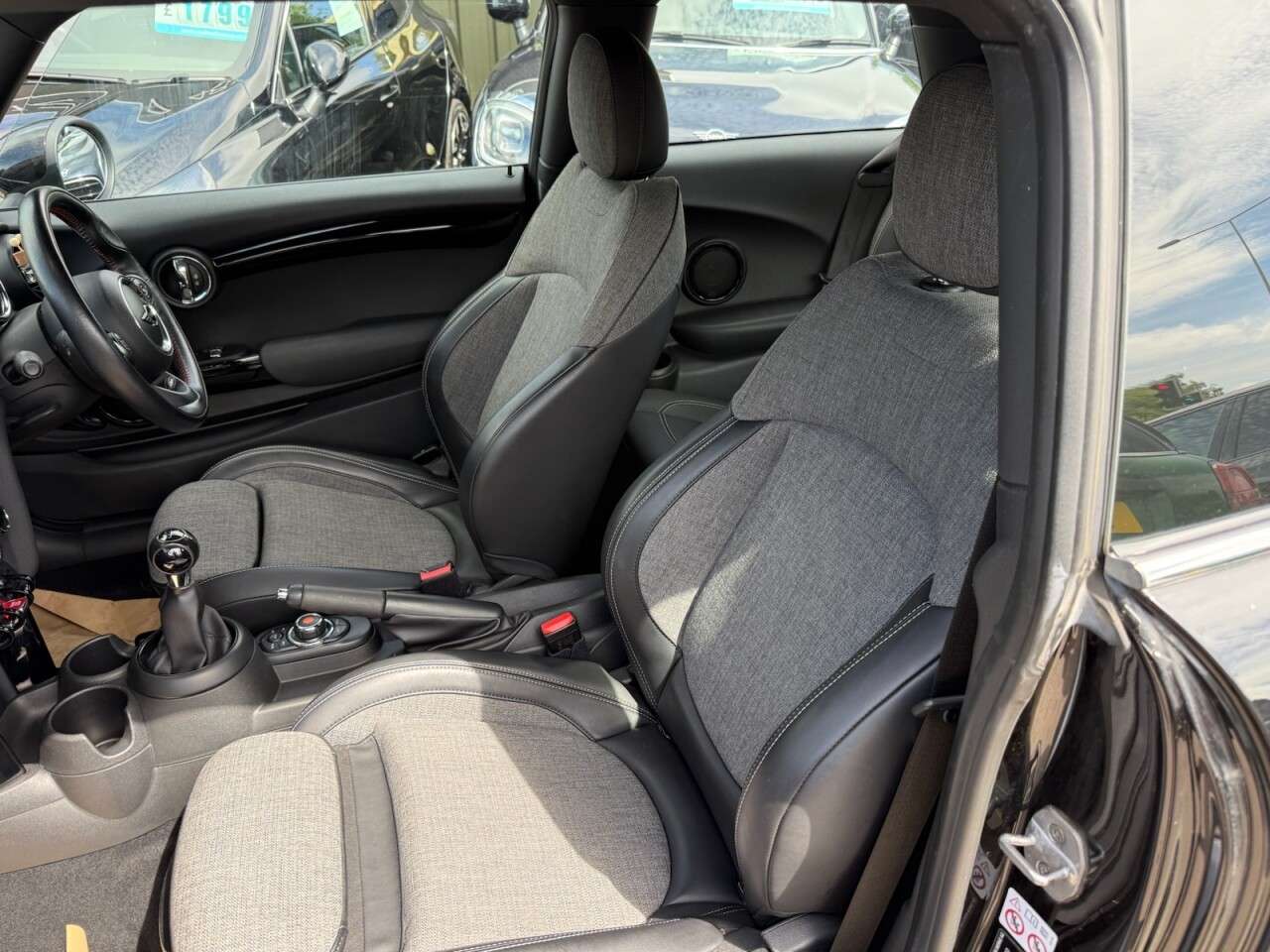 2018 MINI HATCH 2018 MINI HATCH