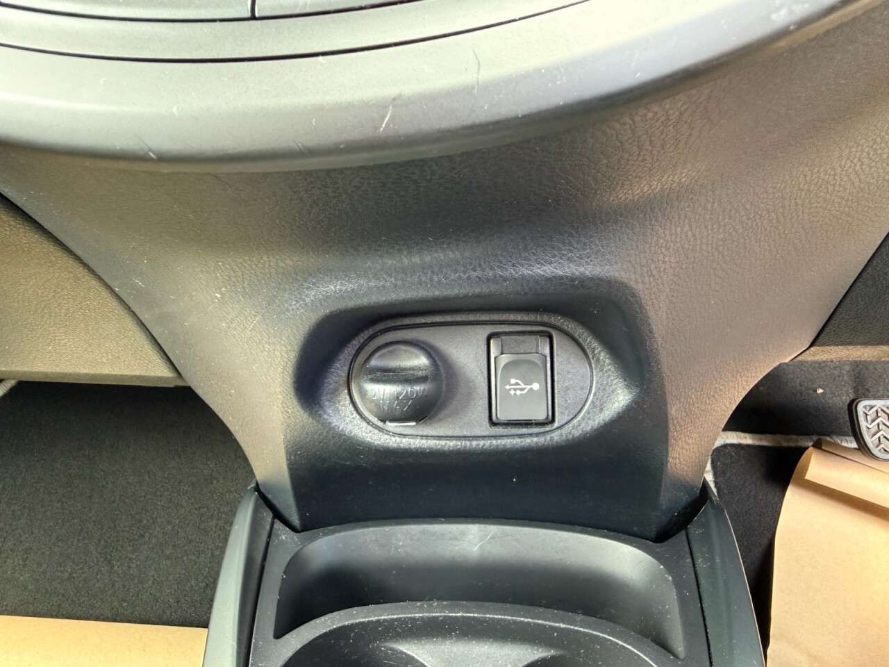 2016 TOYOTA YARIS 2016 TOYOTA YARIS