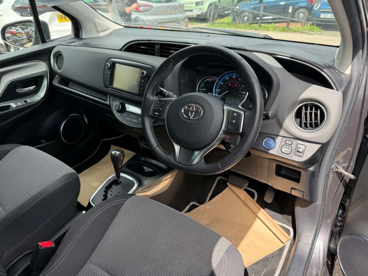 2016 TOYOTA YARIS 2016 TOYOTA YARIS