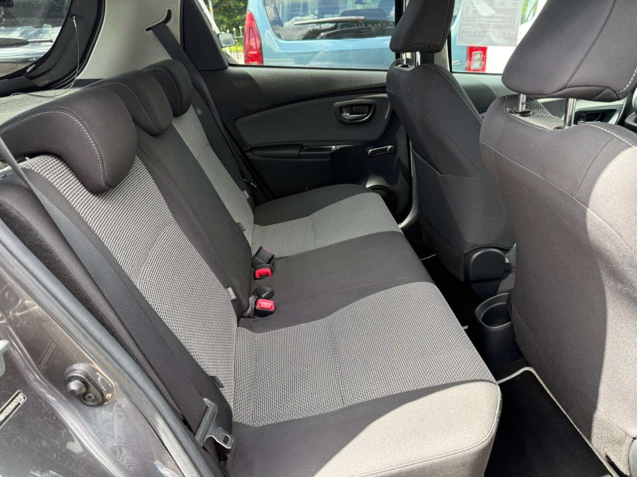 2016 TOYOTA YARIS 2016 TOYOTA YARIS