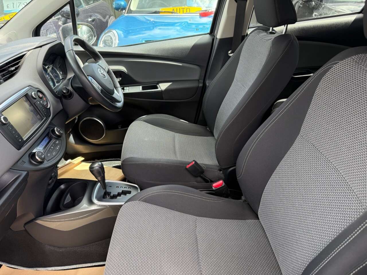 2016 TOYOTA YARIS 2016 TOYOTA YARIS