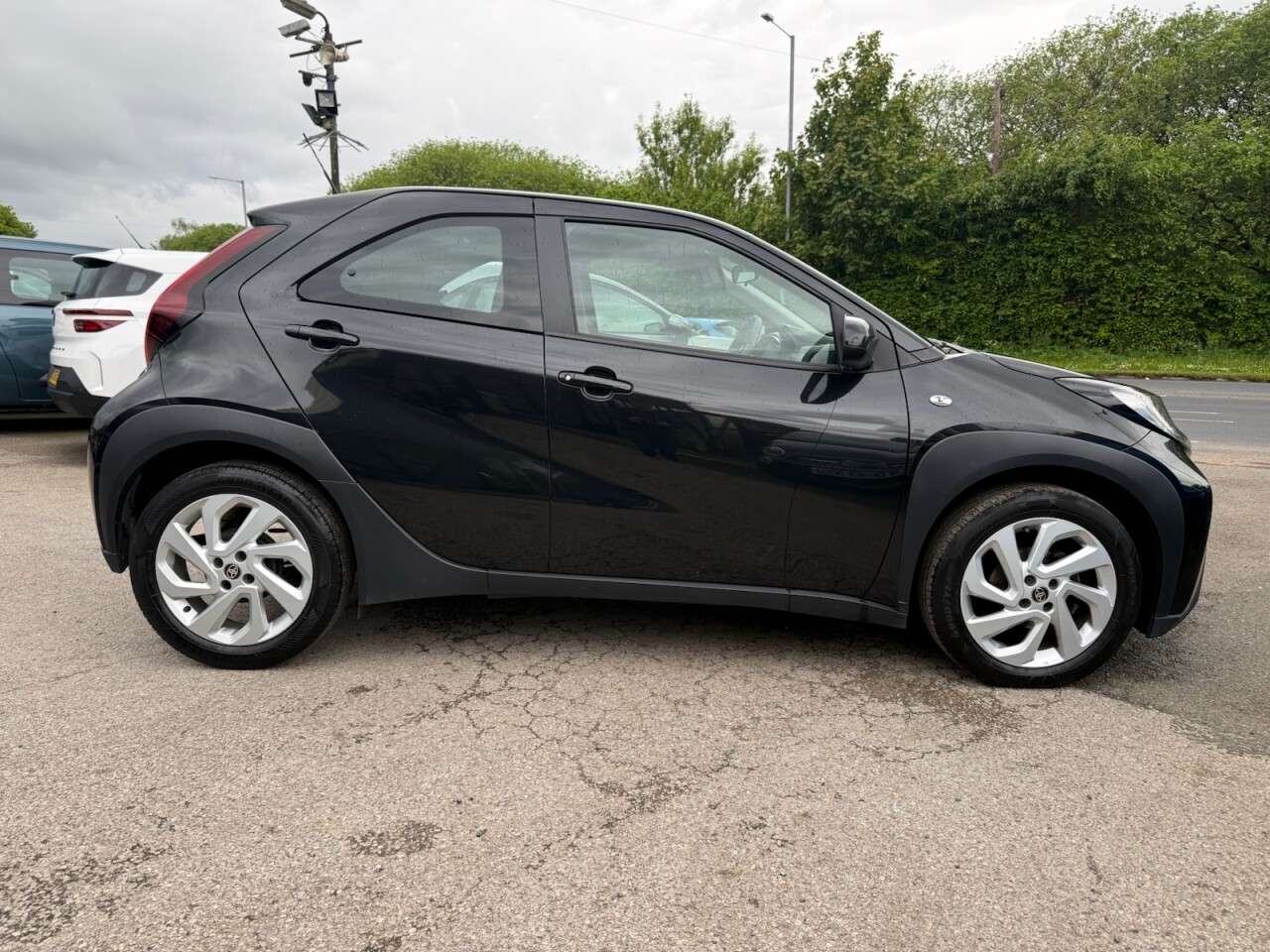 2022 TOYOTA AYGO X 2022 TOYOTA AYGO X