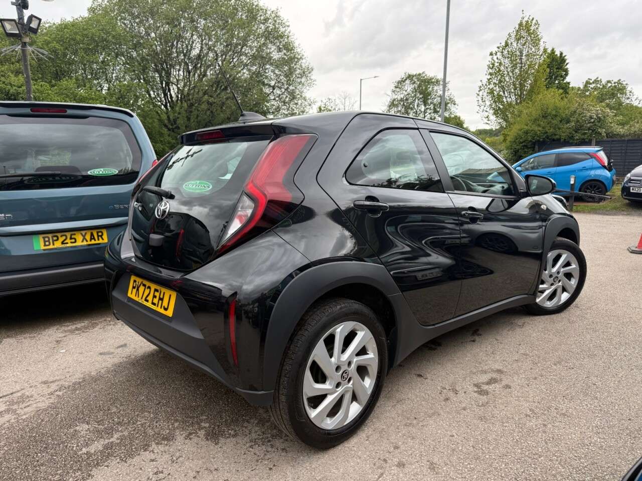 2022 TOYOTA AYGO X 2022 TOYOTA AYGO X