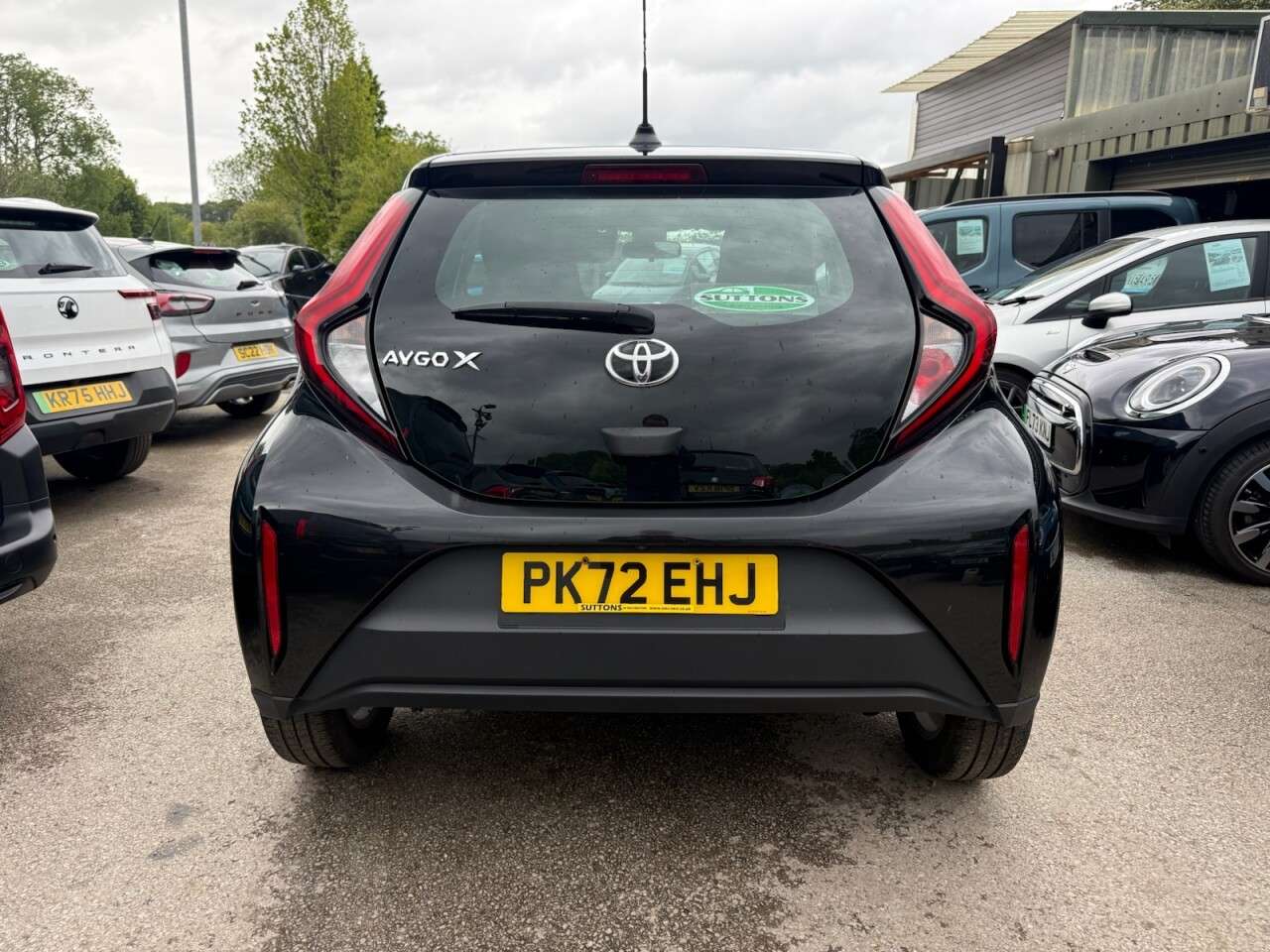 2022 TOYOTA AYGO X 2022 TOYOTA AYGO X