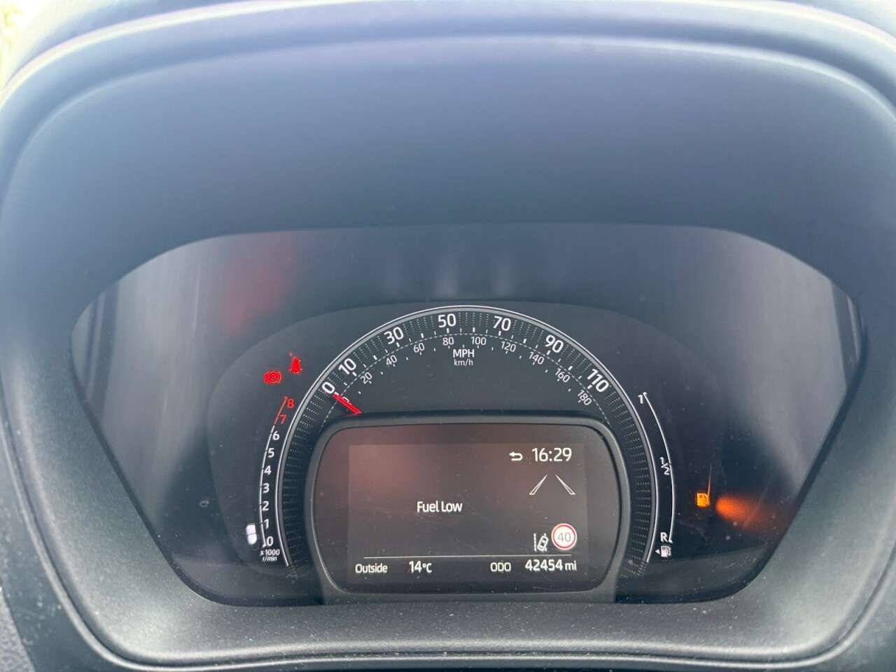 2022 TOYOTA AYGO X 2022 TOYOTA AYGO X