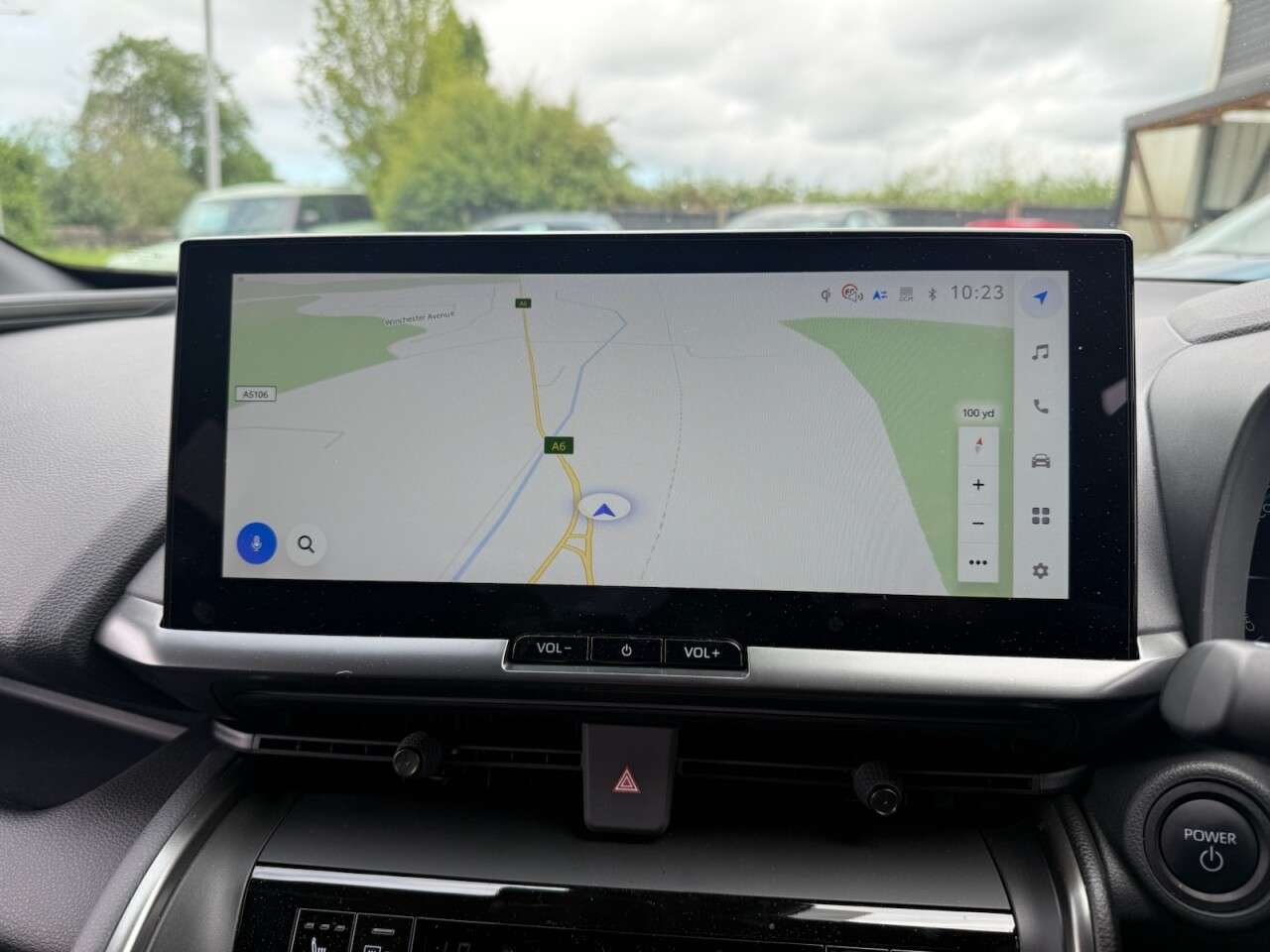 A 2026 TOYOTA C-HR 2.0L 5d DESIGN PHEV AUTO 220 BHP TOYOTA WARRANTY~SAT NAV~REVERSE CAM A 2026 TOYOTA C-HR 2.0L 5d DESIGN PHEV AUTO 220 BHP TOYOTA WARRANTY~SAT NAV~REVERSE CAM