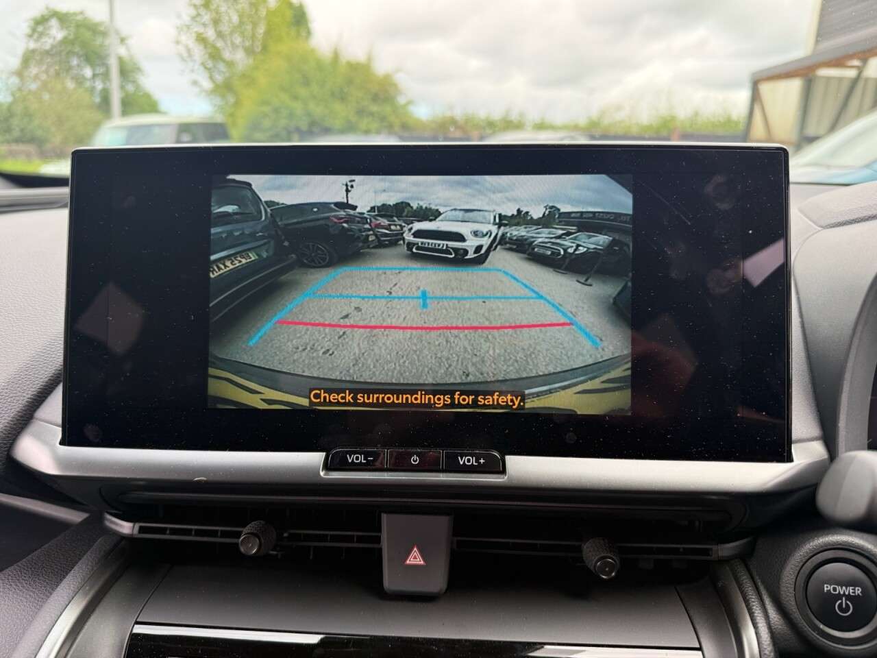 A 2026 TOYOTA C-HR 2.0L 5d DESIGN PHEV AUTO 220 BHP TOYOTA WARRANTY~SAT NAV~REVERSE CAM A 2026 TOYOTA C-HR 2.0L 5d DESIGN PHEV AUTO 220 BHP TOYOTA WARRANTY~SAT NAV~REVERSE CAM