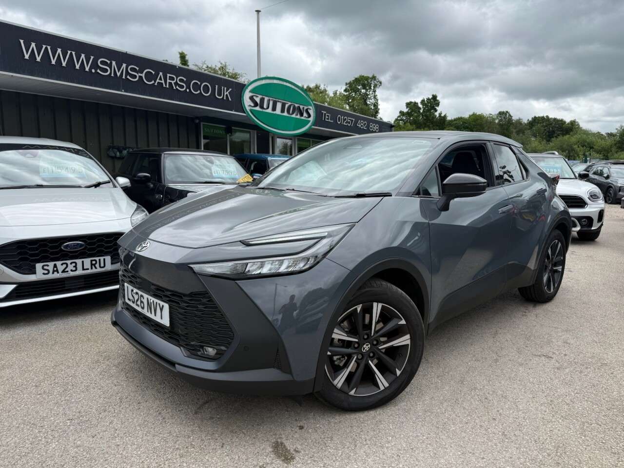 A 2026 TOYOTA C-HR 2.0L 5d DESIGN PHEV AUTO 220 BHP TOYOTA WARRANTY~SAT NAV~REVERSE CAM A 2026 TOYOTA C-HR 2.0L 5d DESIGN PHEV AUTO 220 BHP TOYOTA WARRANTY~SAT NAV~REVERSE CAM