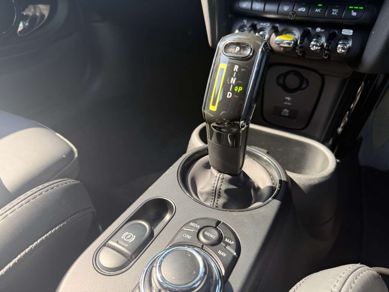 2023 MINI ELECTRIC HATCH 2023 MINI ELECTRIC HATCH