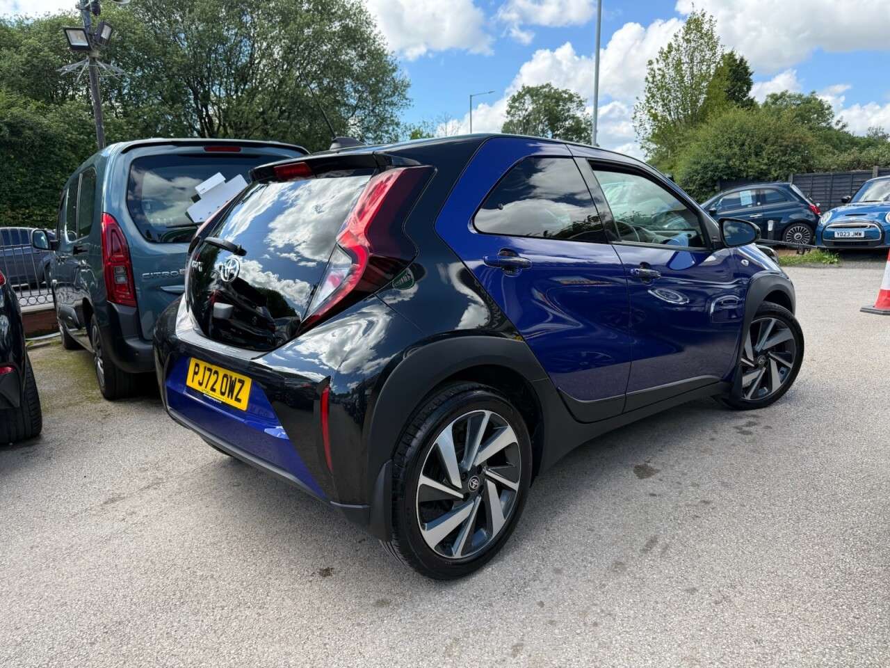 A 2023 TOYOTA AYGO X 1.0 VVT-i Edge Hatchback 5dr Petrol Manual Euro 6 (s/s) (72 ps) **1 FORMER A 2023 TOYOTA AYGO X 1.0 VVT-i Edge Hatchback 5dr Petrol Manual Euro 6 (s/s) (72 ps) **1 FORMER